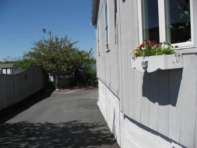 Sea Whale Motel Мидлтаун Экстерьер фото